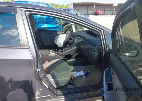 2013 Toyota Prius Two из США, поврежденный, VIN JTDKN3DU3D1616798